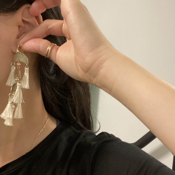 {FREE} Earrings with $100+ Purchase - Picture 2 of 9